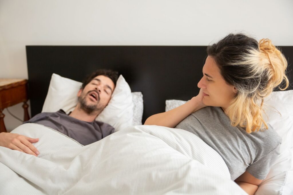 Apnée du sommeil : symptômes, diagnostic et traitements